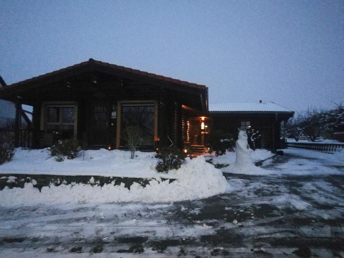 Ferienwohnung Blockhaus Juka Vinningen Exterior foto